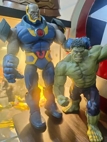 Marvel action figures — Thanos and Hulk and DC comics villian - Darkseid - rare.. Negotiable