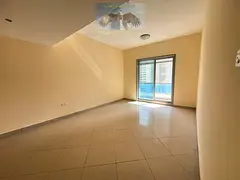 Free air conditioning, two bedrooms and a living room with built-in wall wardrobes, featuring a city