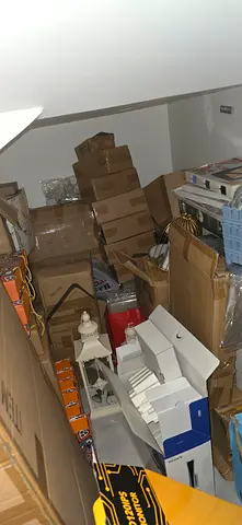 Clearance sale of a metal decoration shop for less than the initial investment.