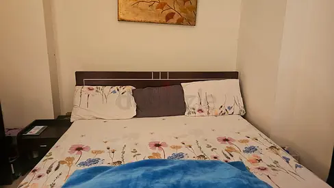 King size bed for sale/ Excellent condition