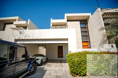 4 Bedrooms I Maid's Room + Driver Room I Perfect for Family