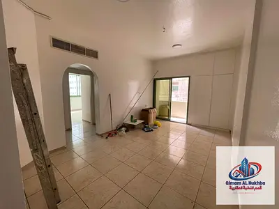 اجمل واكبر شقة غرفتين وصالة بالمجرة مع بلكونة تكييف وغاز مركزي لراحة تامة  وتوفير الطاقة دفعات سداد تصل الى 6 دفعات بالقرب من البحيرة
