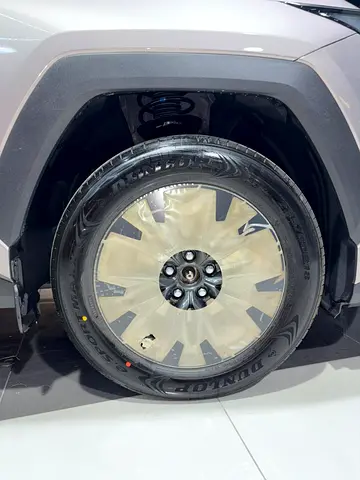 Toyota RAV4 XLE, миниатюра 7