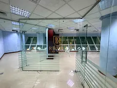 OFFICE / FITTED I INSIDE BUILDING VIEW
