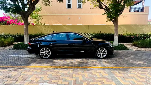 Audi A7 2022 –GCC Specs | Service History