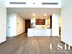 Butterfly Layout | Fitted kitchen |Boulevard View
