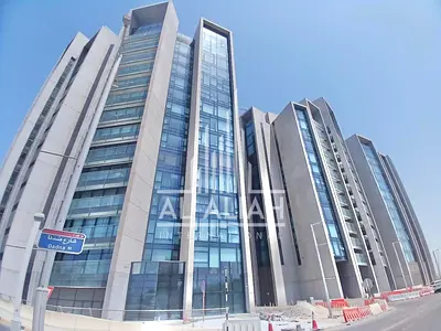 Splendid 1 Bedroom | With Kitchen Appliances | Vacant |