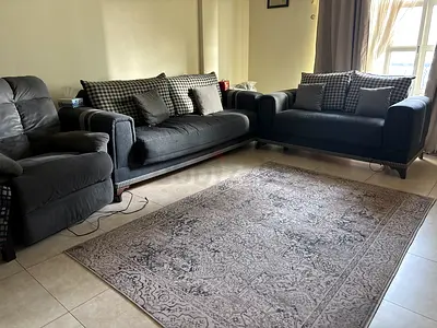 Couch set