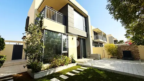 Corner Plot /Unfurnished /Prime Location