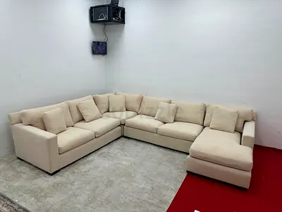 Perfect condition cratebarrel Ushape sofa