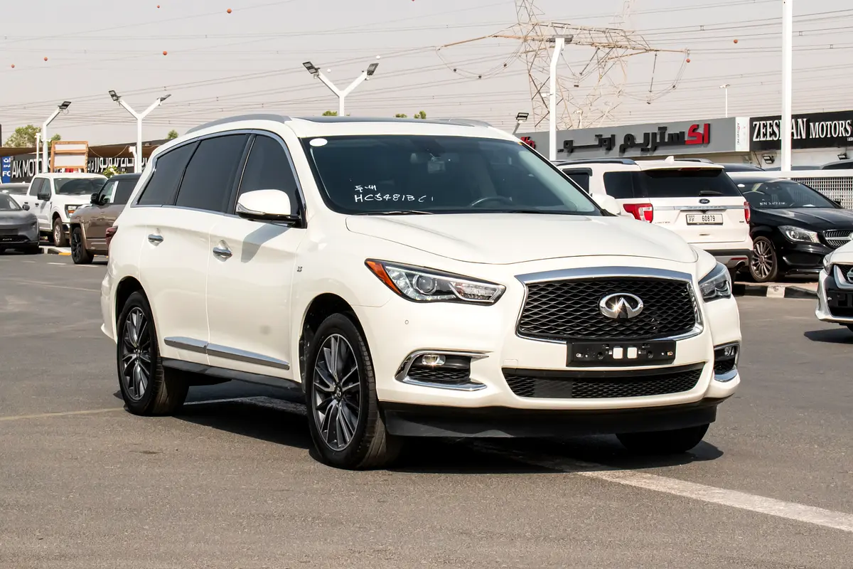 Infiniti QX60 2017 — photo 1 of 18