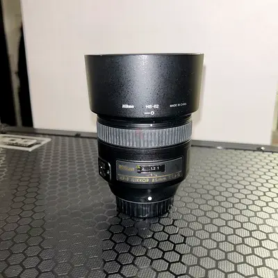 AF-S Nikkor 85mm f/1.8G Lens