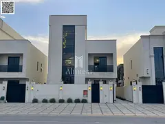 Freehold .Modern villa on a main street, no registration fees.