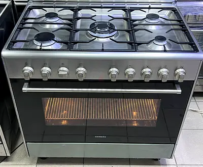 Siemens 90cm Stainless Steel Gas Range with Oven - Good Condition