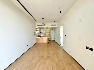 First Tenant | Fitted Kitchen | Mid Floor