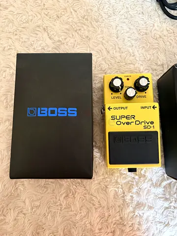 BOSS SUPER Overdrive Guitar Pedal SD-1