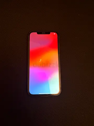 iPhone 12 in good condition case included (space gray)