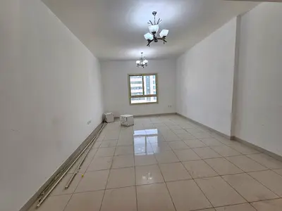 شقة ثلاث غرف وصالة – الخان مع باركن وجيم ومسبح مجاني