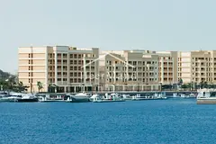 TOP FLOOR|MARINA VIEW|GOOD LOCATION|LARGE LAYOUT