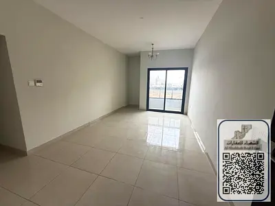 🔥 شقة غرفتين وصالة للإيجار في الجرف 3 – مناسبة للعائلات 🔥  فرصة مميزة للسكن في شقة واسعة ومريحة بمنطقة الجرف 3، بموقع حيوي قريب من جميع الخدمات،