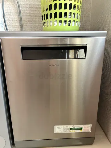 Hitachi stainless steel built-in dishwasher - good condition