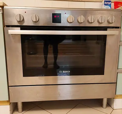 Bosch stainless steel freestanding oven - good working condition