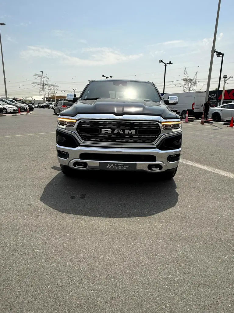 RAM 1500 2022 — photo 1 of 17