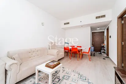 Skyline Retreat | Modern Apartment | Vacant