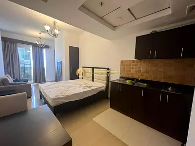 Furnished Studio | Hanover Square | Balcony & City View