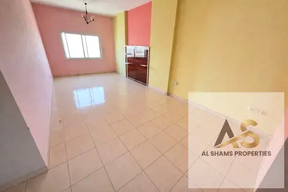 Upgraded 2bhk With Balcony parking Prime location new Muwaileh