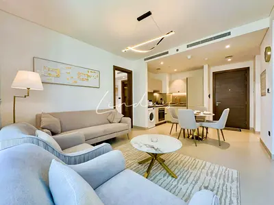 Unique opportunity| Fully furnished| Upgraded