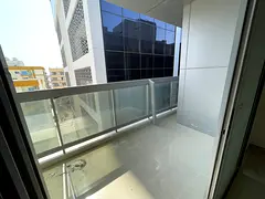 1 bedroom &amp; living room \ Spacious areas \ Close to the Corniche \ Open view \ Balcony \ Flexibl