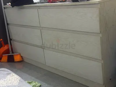 White 6-Drawer Low Dresser / Chest
