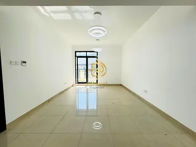 Open kitchen 1br apartment perfect location family place with all amenties