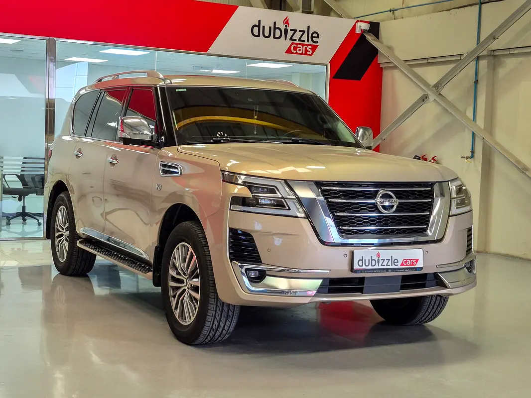 Nissan Patrol 2021 — photo 1 of 16