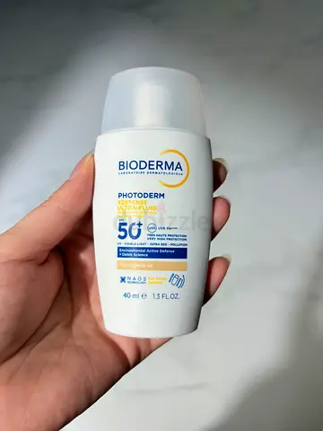 Tinted sunscreen