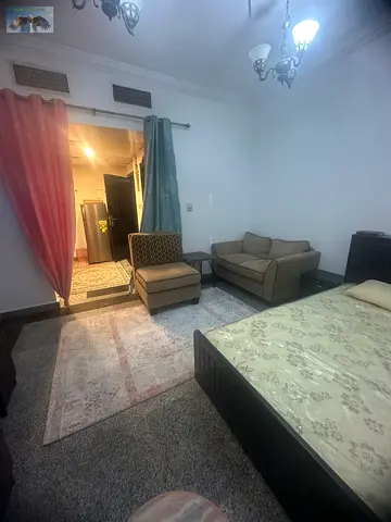 * استوديو مفروش * يقع في النعيمية 1 * قريب من مدرسة الحكمة وشارع خليفة * نظيف ومُحافظ عليه جيدًا * مناسب للمعيشة المريحة * الإيجار الشهري: 2,600 درهم