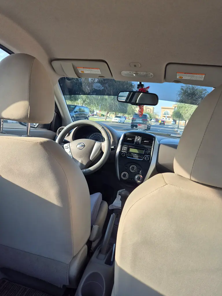 Nissan Sunny 2019 — photo 1 of 17