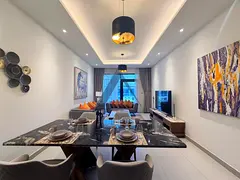 Luxury Living | 12 Cheques | Bills Included
