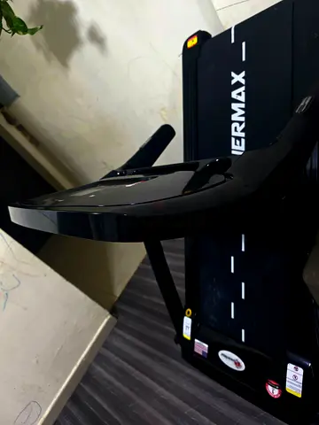 🏃 PowerMax Treadmill – Like New | 600 AED