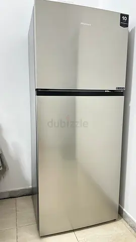 Hisense 2-Door Top Freezer Refrigerator with Inverter - Stainless Steel, Good Condition