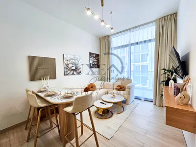 مفروشة بشكل فاخر 1BHK || جاهز للانتقال للسكن || مبنى جديد تمامًا