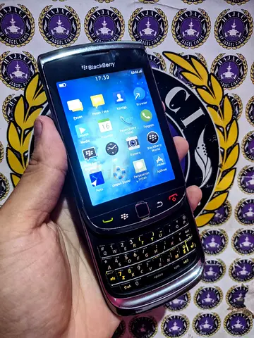 Blackberry 9800