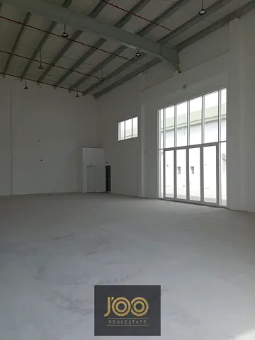 Showroom 4,400 sq ft Al Jurf Ind 1, 25kW, AED 400K yearly, 10% deposit,