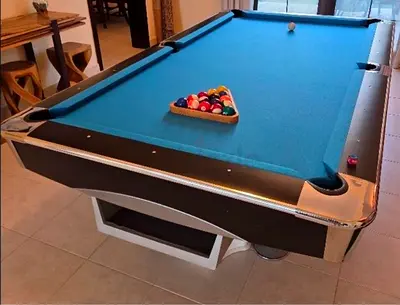 8 ft Slate Pool Table – Ball Return – Full Set