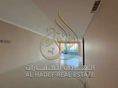 إطلالة كاملة على بحيرة خالد — 3 غرف ماستر + خادمة + 6 حمامات في المجاز 3