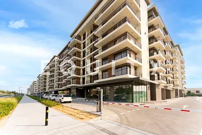 Boulevard View | Corner Large Unit | Modern
