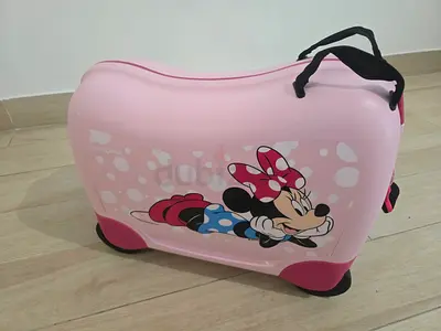 Kids samsonite suitcase (dreamrider)