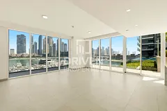 Panoramic Beach and Skyline View | Luxury Living