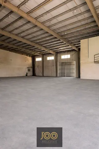 Industrial Warehouse Ready to Move – Strategic Location